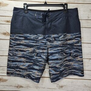 O'Neill Hyperfreak Swim Boardshorts with Zippered Pocket Size 34